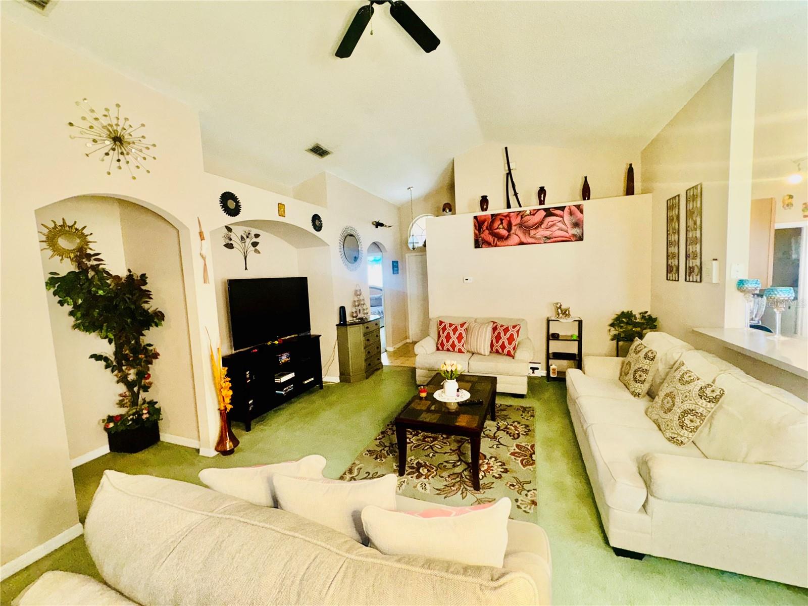 Image 11 of 28 For 307 Nicholson Drive