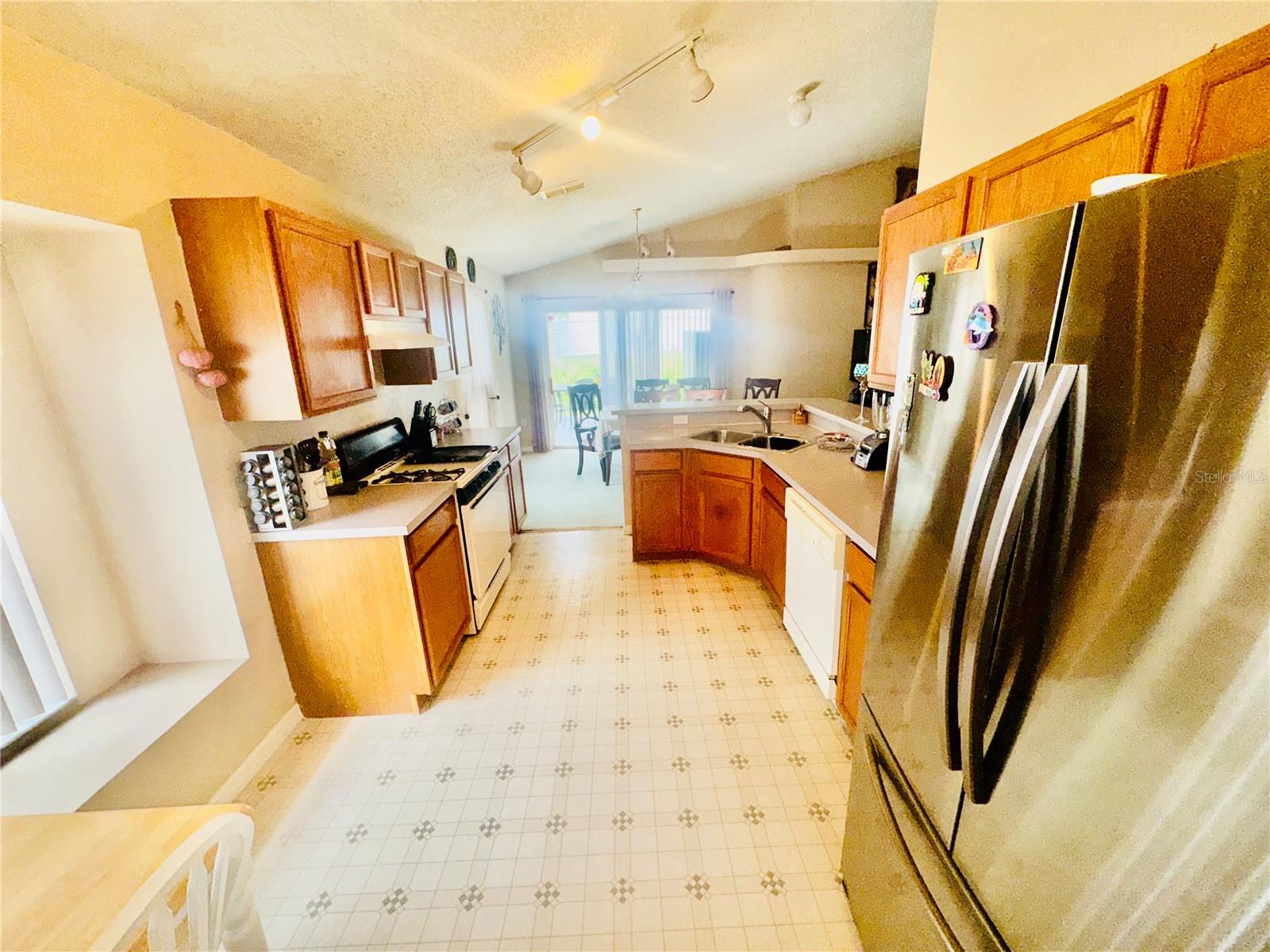 Image 8 of 28 For 307 Nicholson Drive