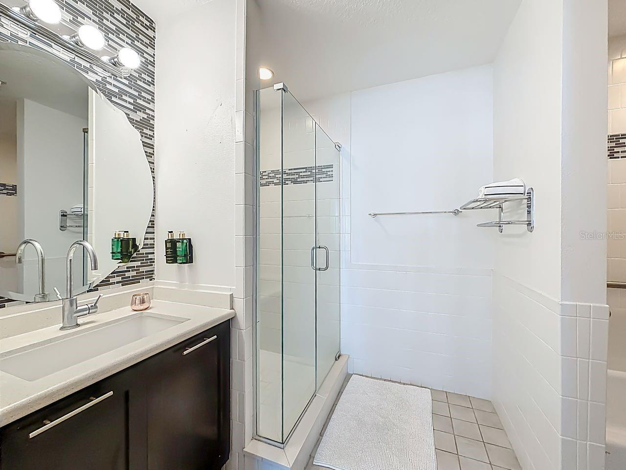 Image 17 of 42 For 225 Celebration Place 339