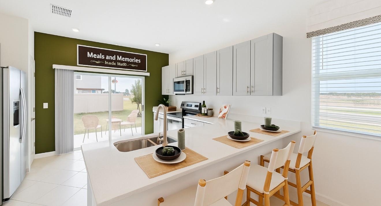 Image 2 of 38 For 2004 Viewfinder Street