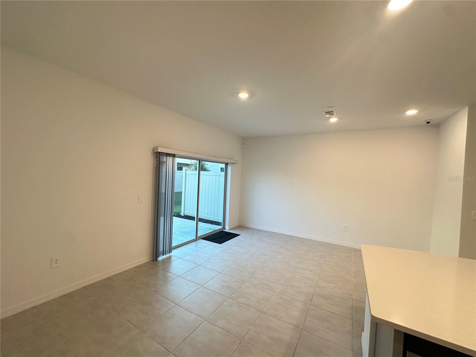 Image 9 of 30 For 2207 Portrait Street