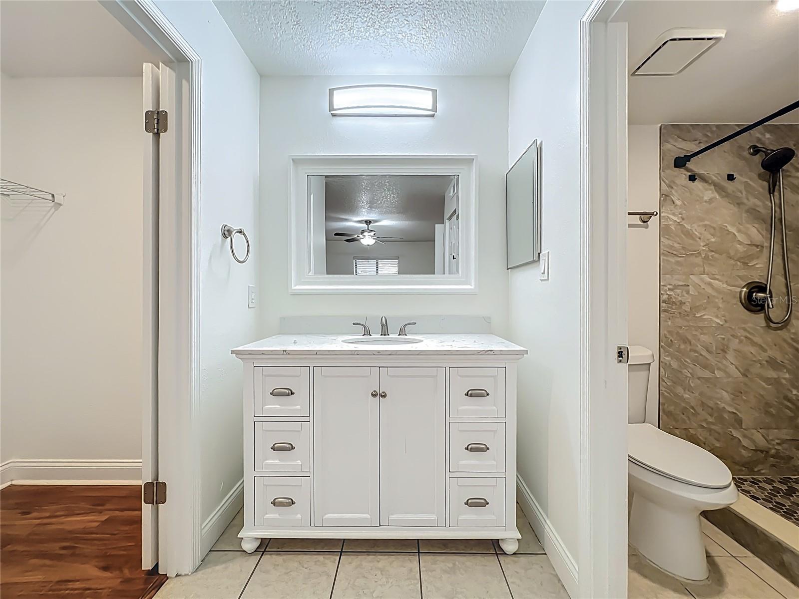 Image 36 of 59 For 185 Waterfall Way 102