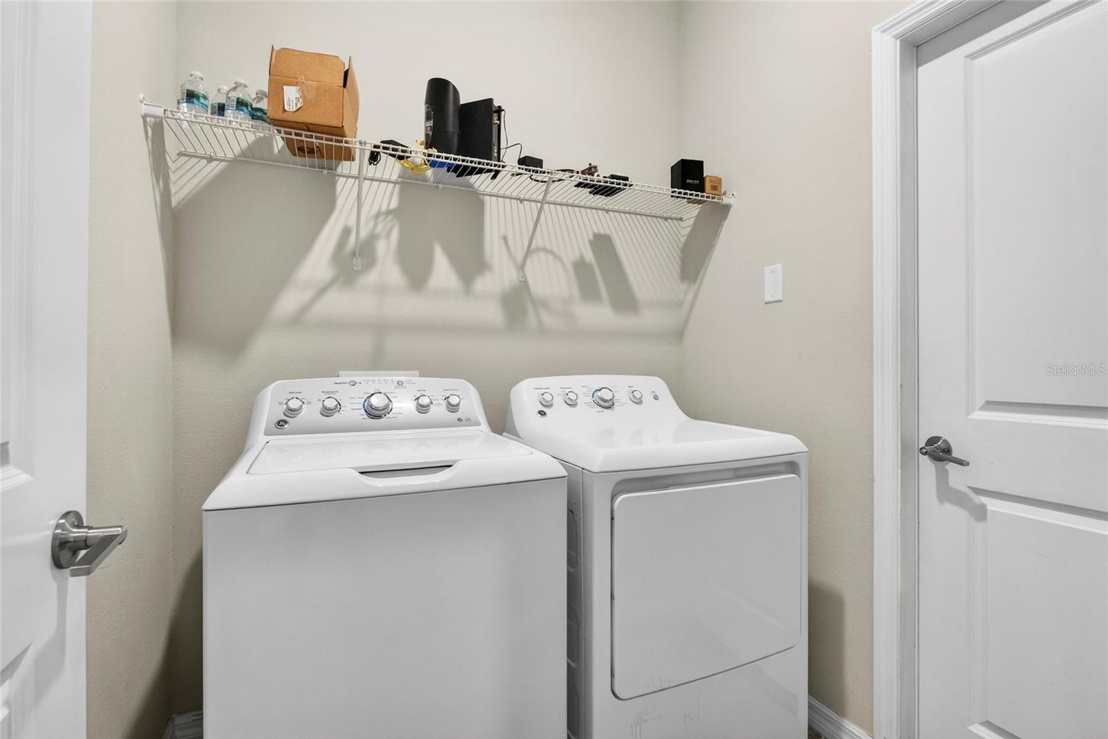 Image 20 of 39 For 1910 Goblet Cove Street