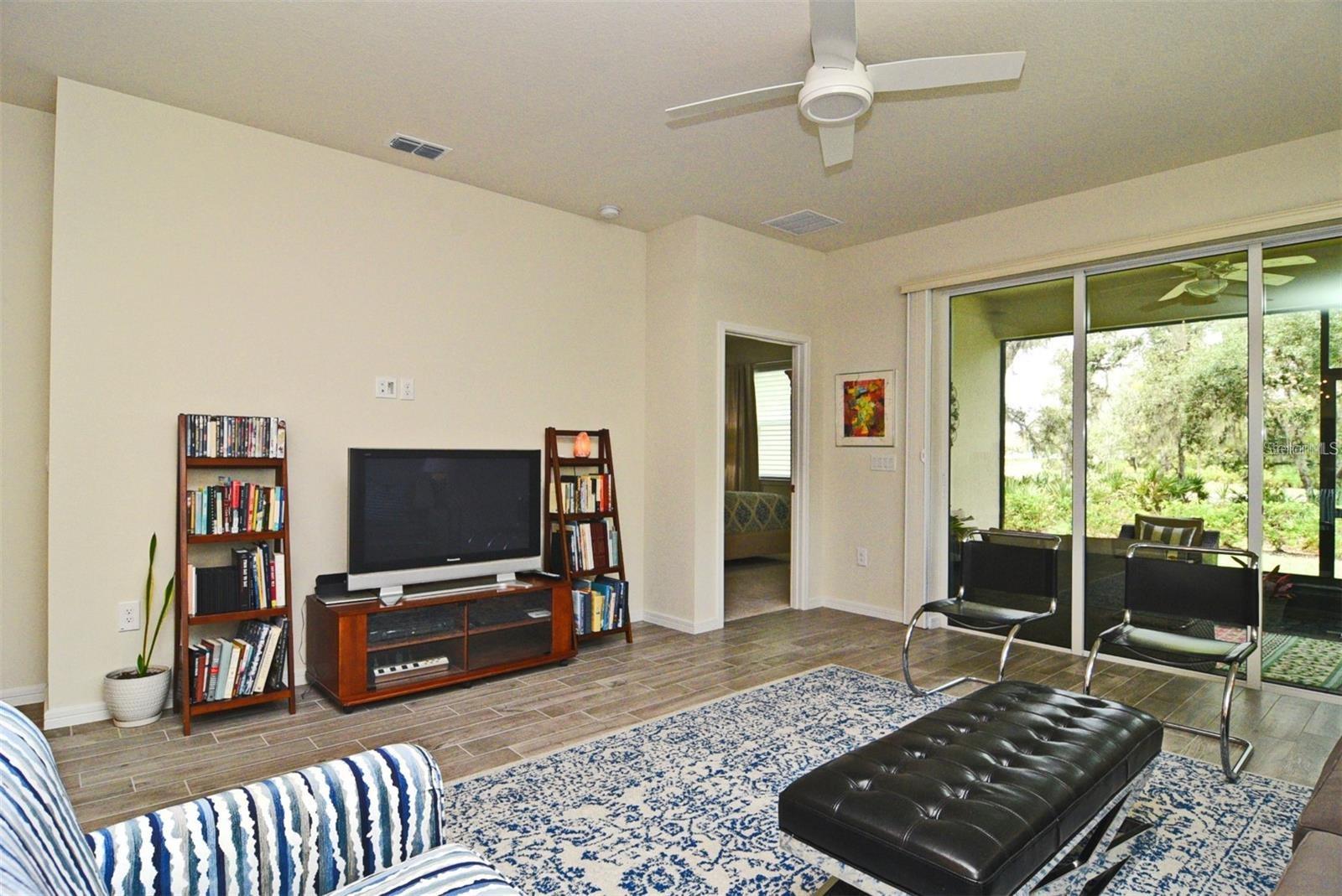 Image 8 of 38 For 2973 Cherry Blossom Loop