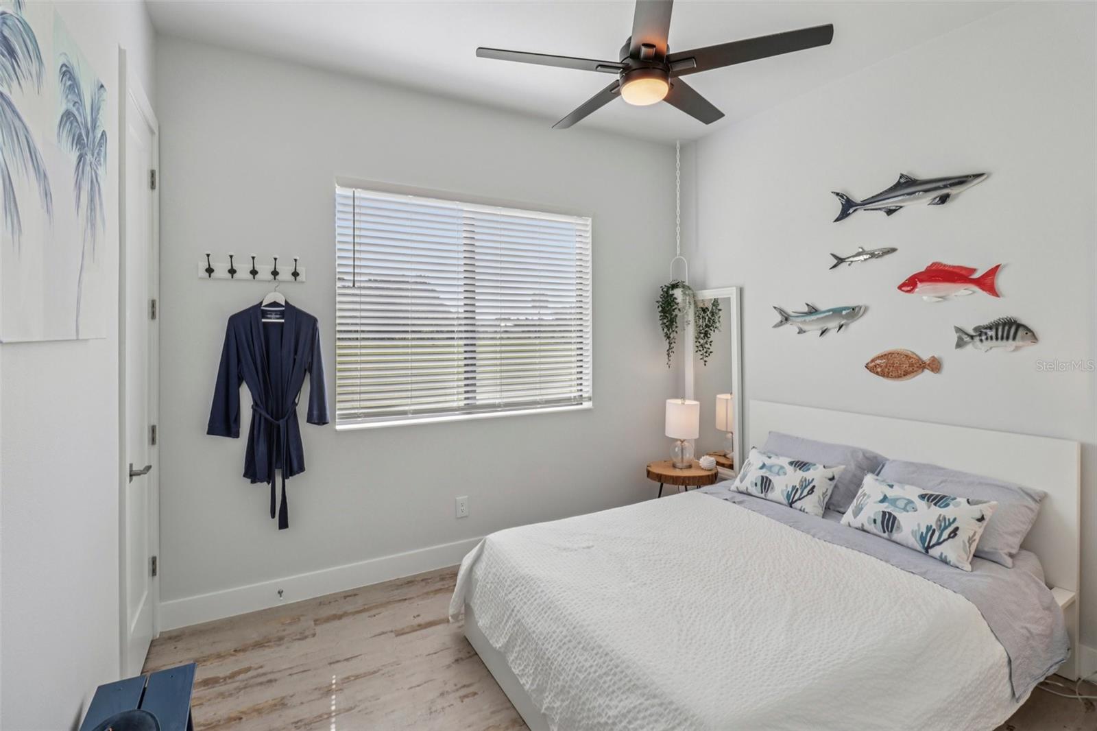 Image 16 of 49 For 3385 Lake Diane Road