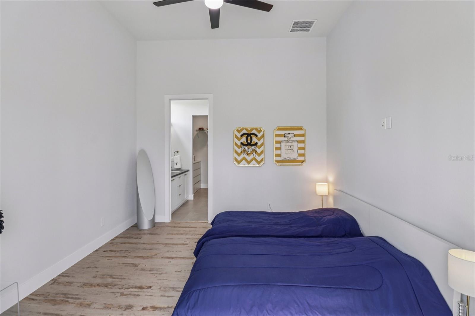 Image 21 of 49 For 3385 Lake Diane Road