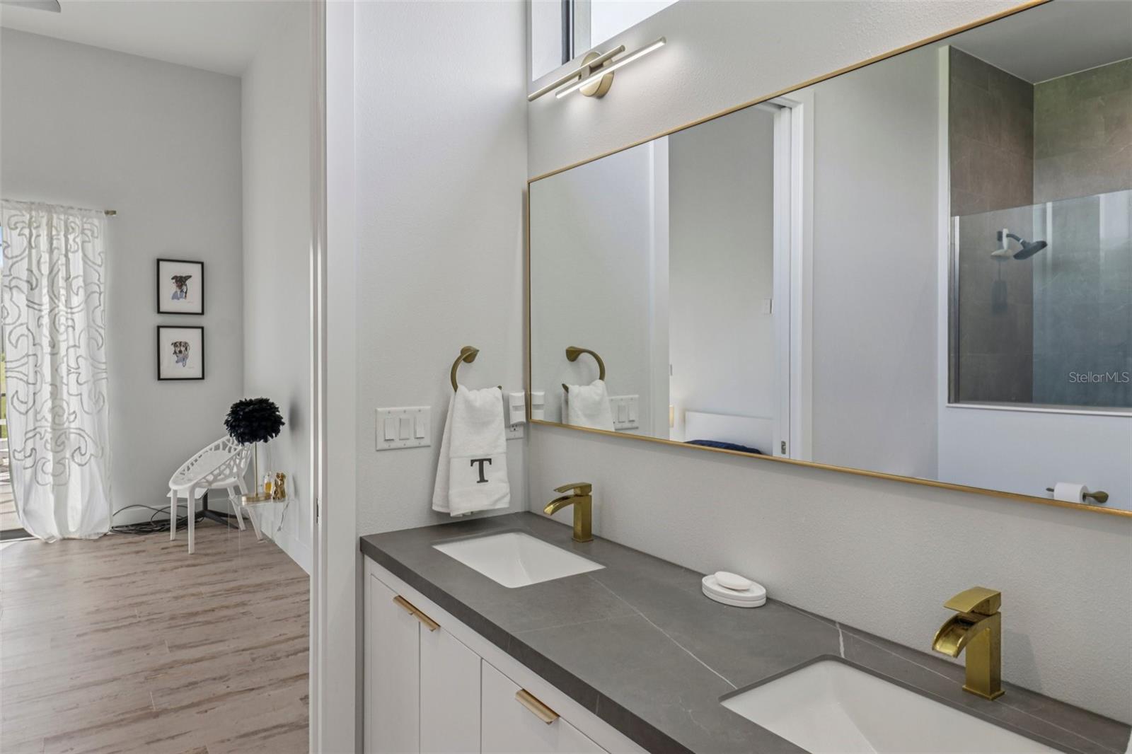 Image 24 of 49 For 3385 Lake Diane Road