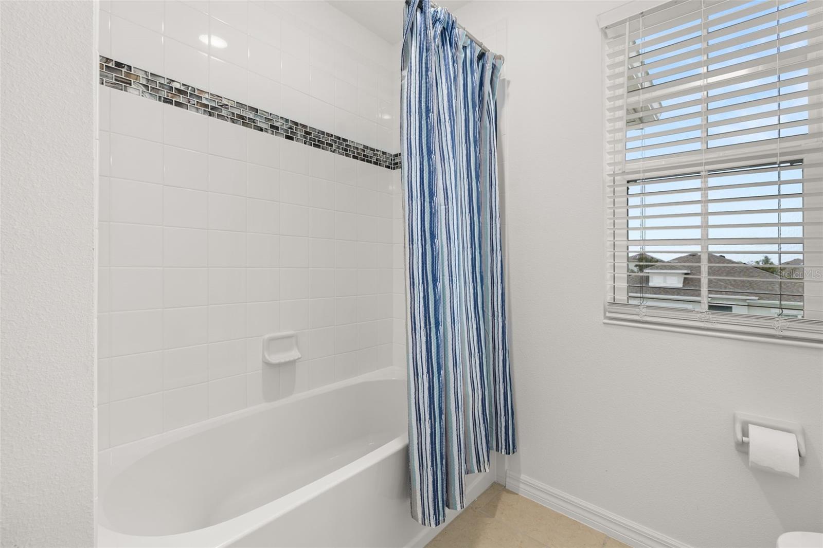 Image 37 of 45 For 683 Campo Lane