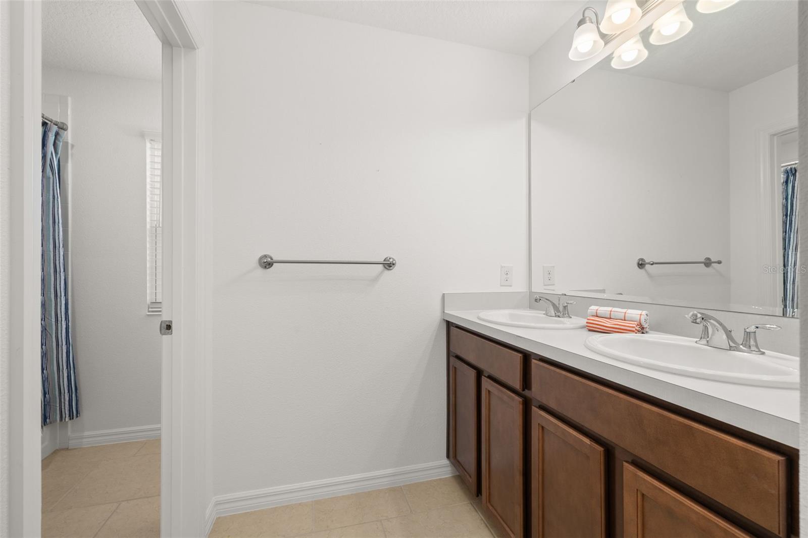 Image 38 of 45 For 683 Campo Lane