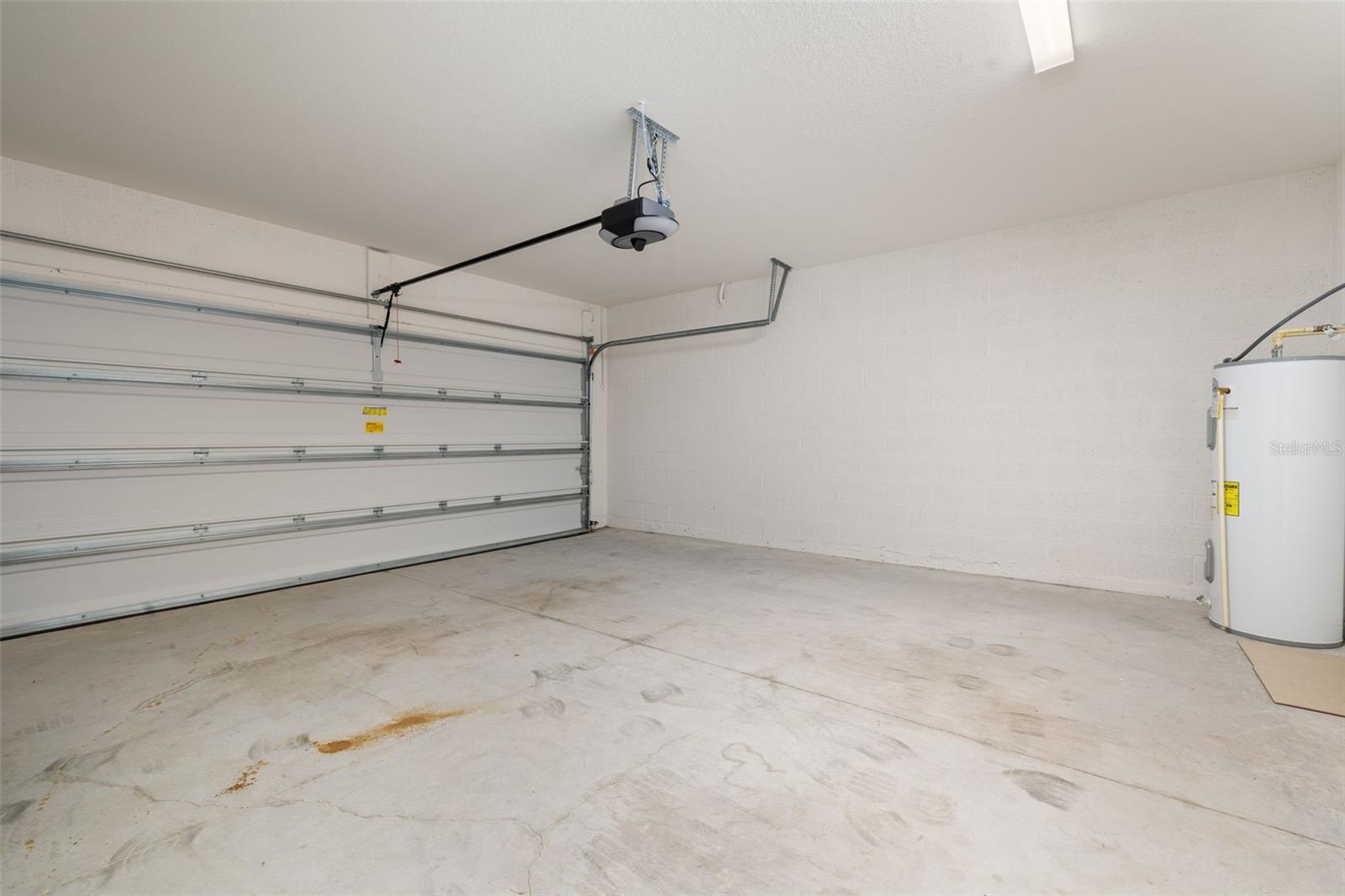 Image 40 of 45 For 683 Campo Lane