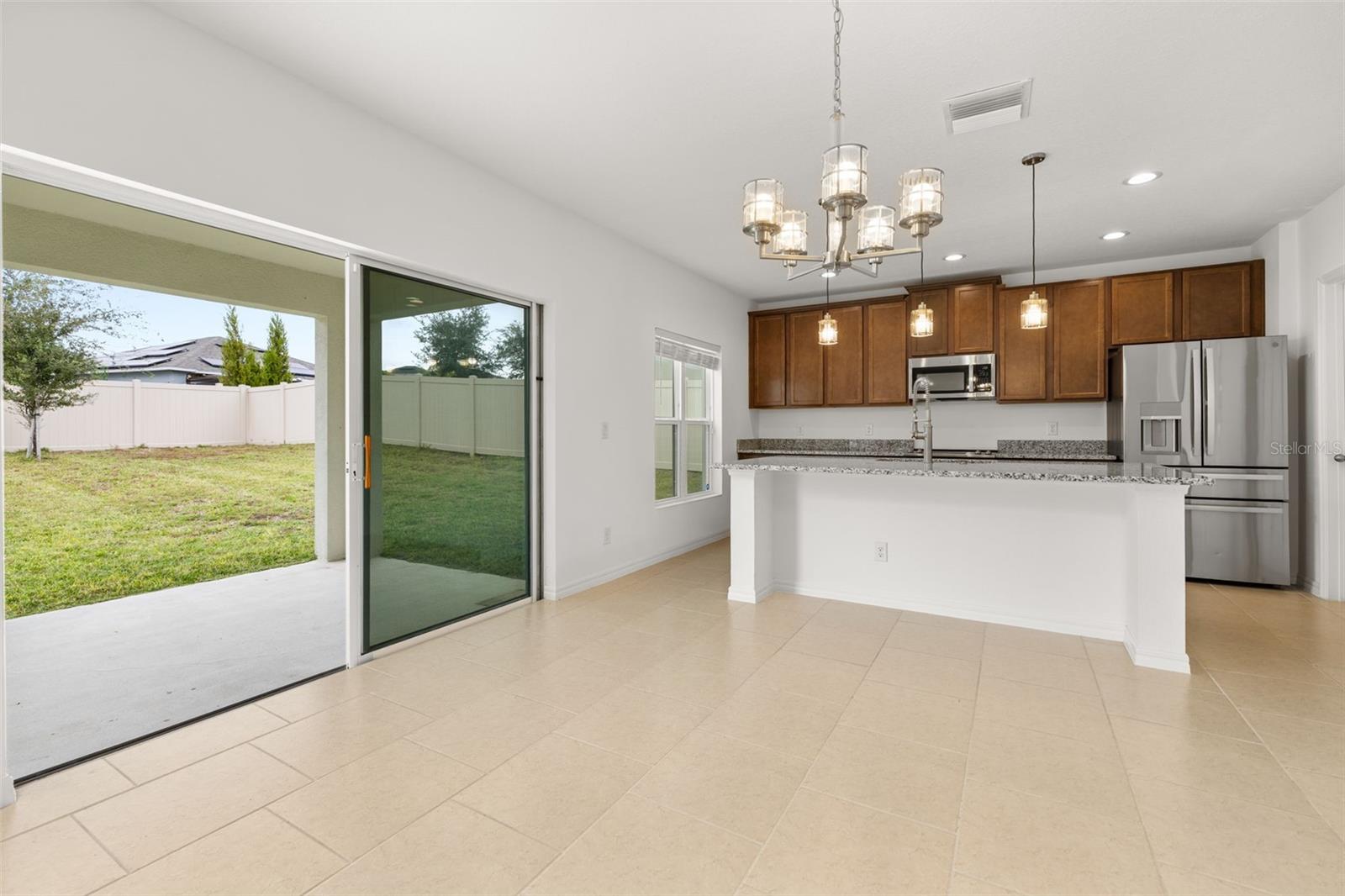 Image 8 of 45 For 683 Campo Lane