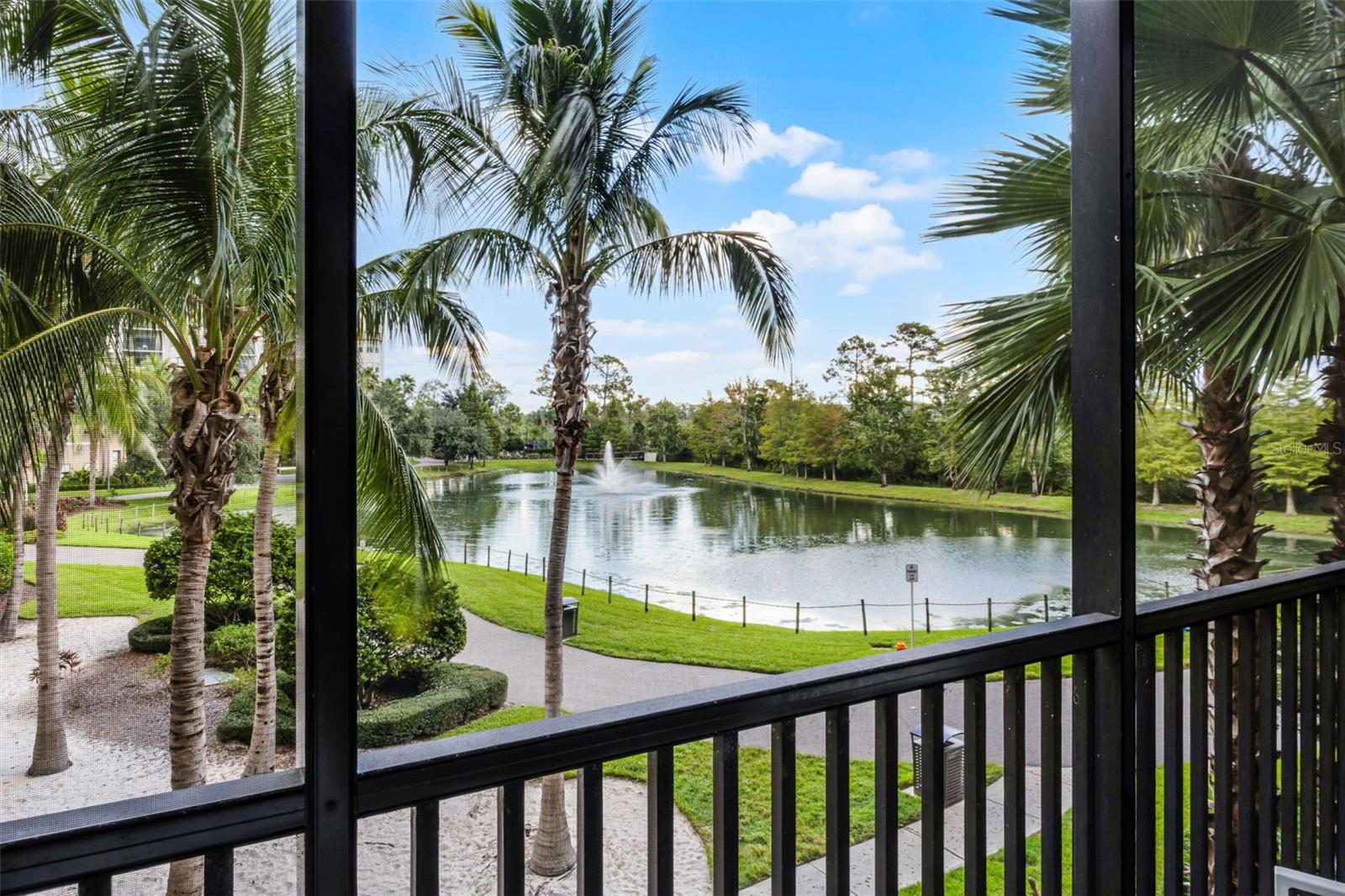 Image 27 of 49 For 14501 Grove Resort Avenue 3215