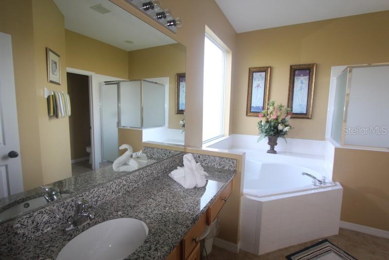 Image 10 of 44 For 8475 Oasis Key Cove