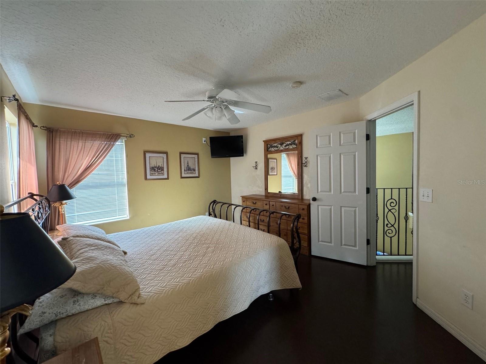 Image 30 of 44 For 8475 Oasis Key Cove