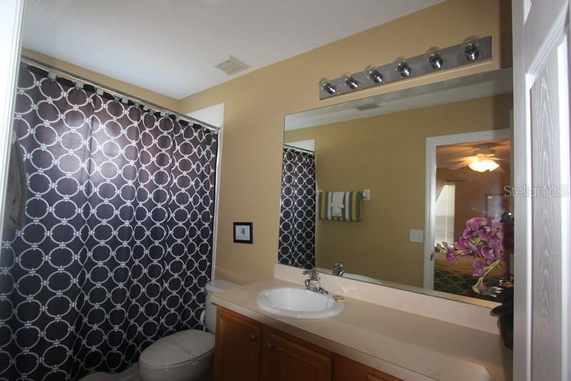 Image 7 of 44 For 8475 Oasis Key Cove