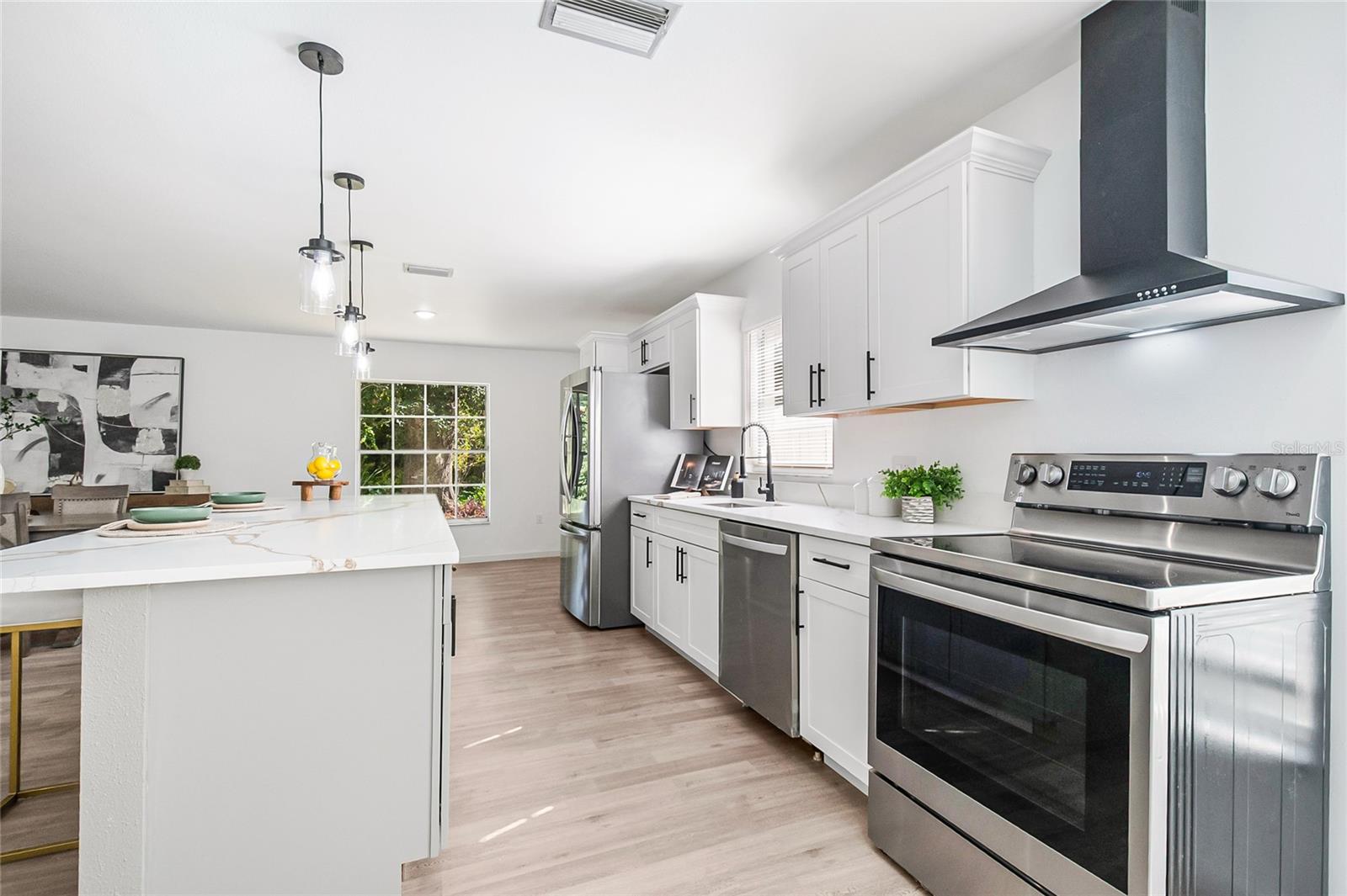 Image 10 of 42 For 10 Sandalwood Drive