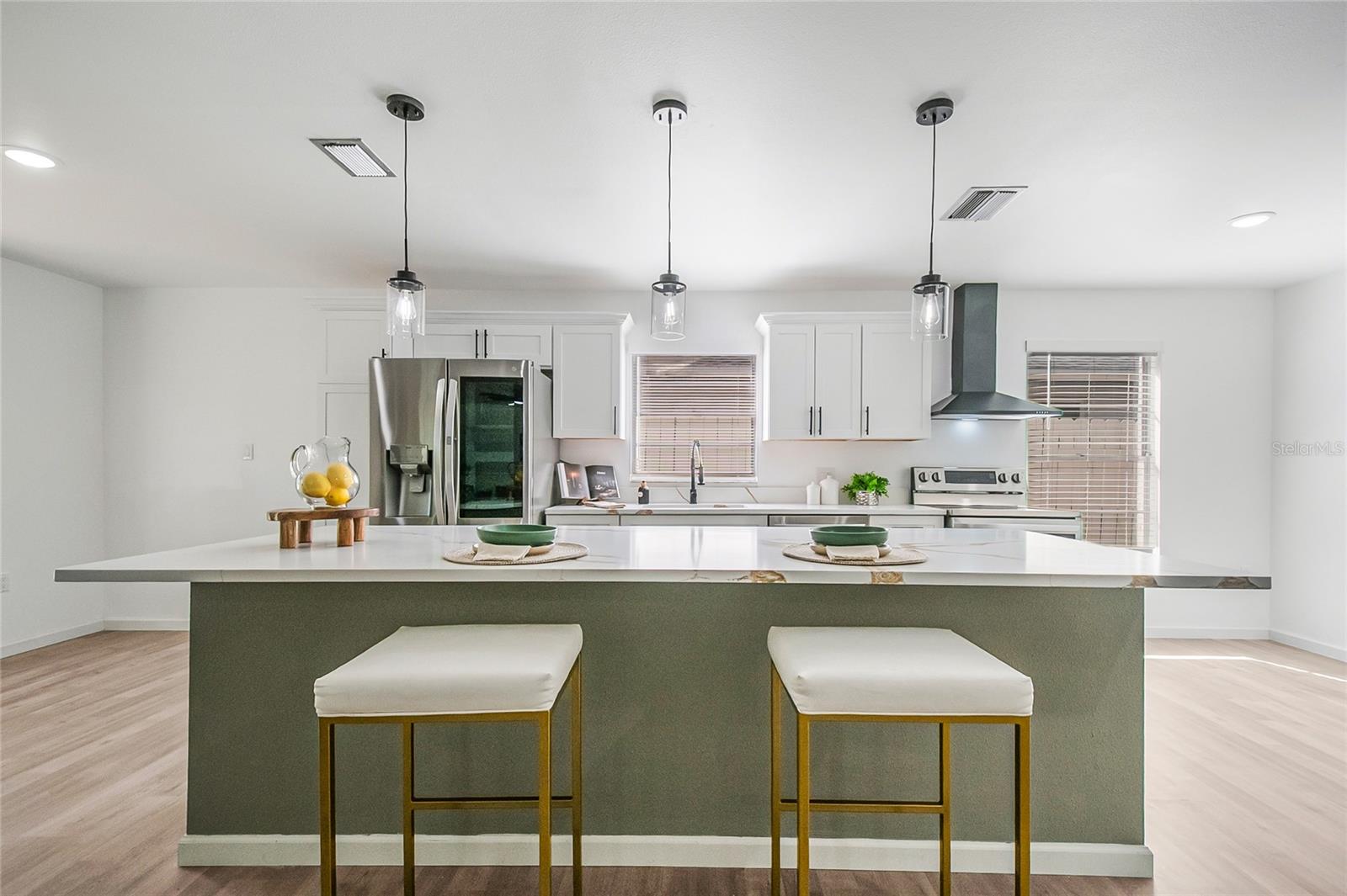 Image 14 of 42 For 10 Sandalwood Drive