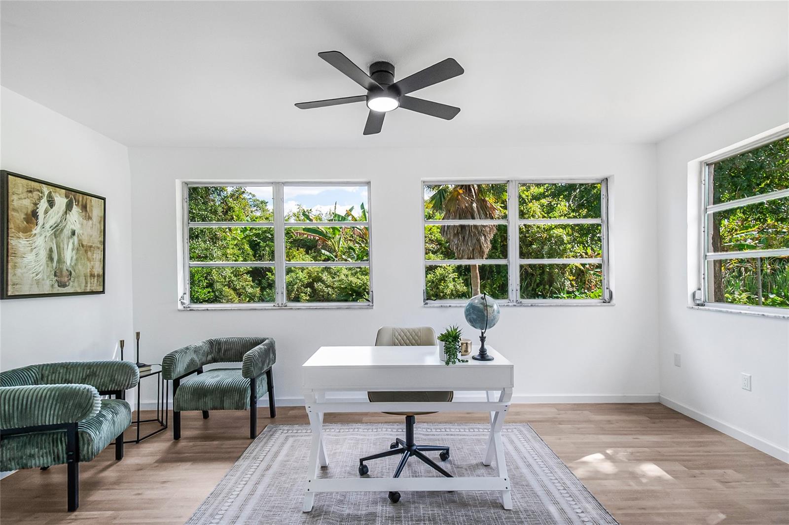 Image 27 of 42 For 10 Sandalwood Drive