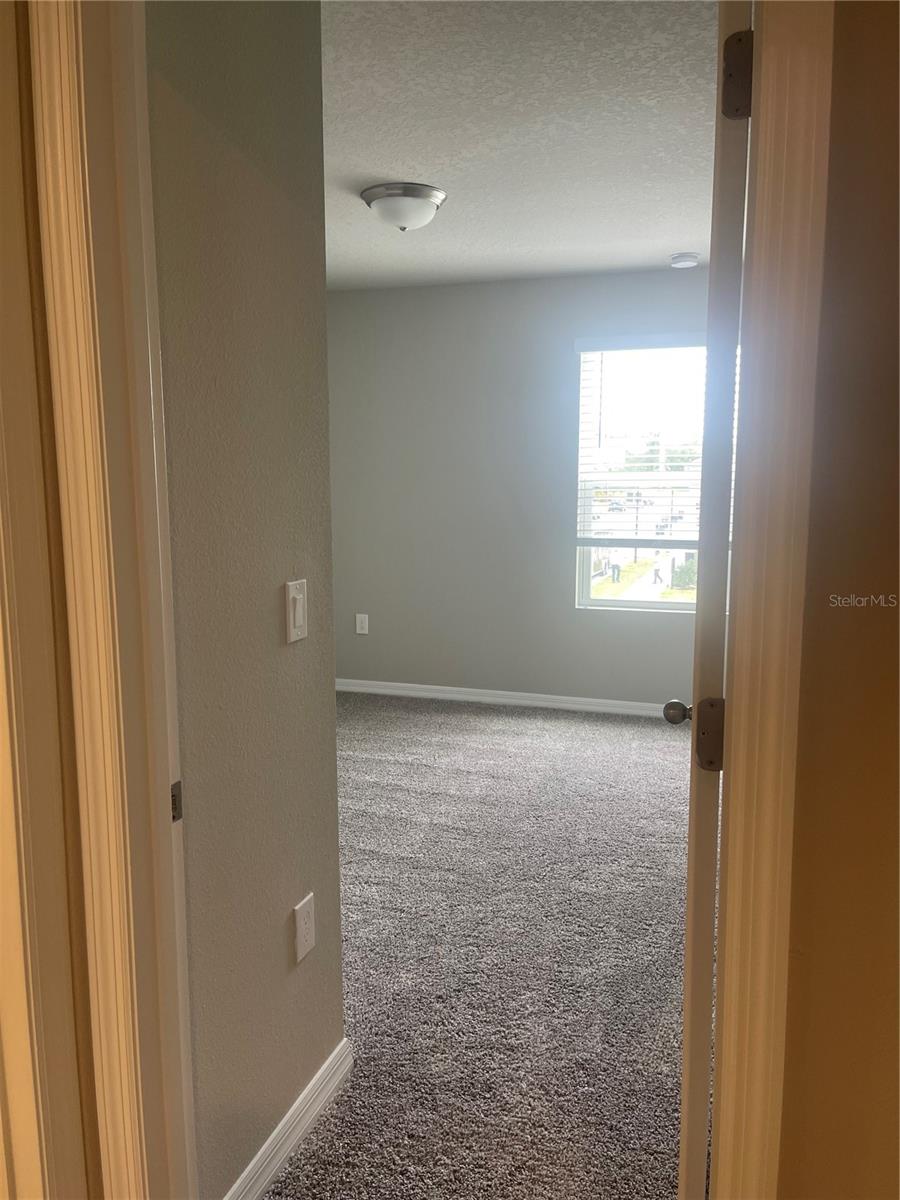 Image 16 of 29 For 452 Legacy Loop