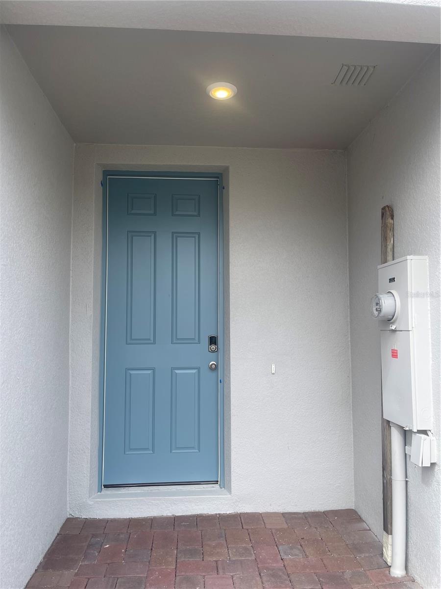 Image 3 of 29 For 452 Legacy Loop