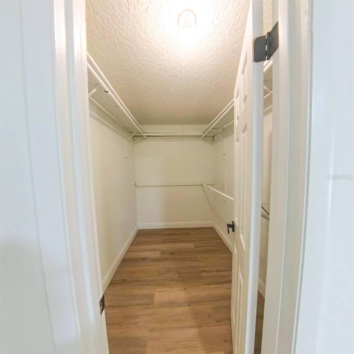 Image 22 of 46 For 4618 Miranda Circle