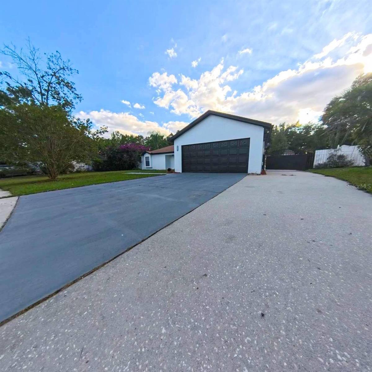 Image 40 of 46 For 4618 Miranda Circle