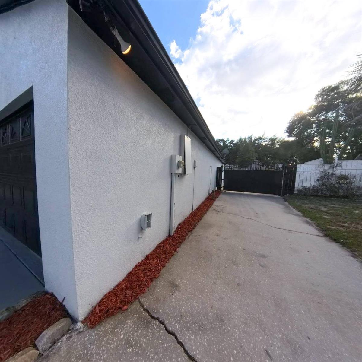 Image 42 of 46 For 4618 Miranda Circle