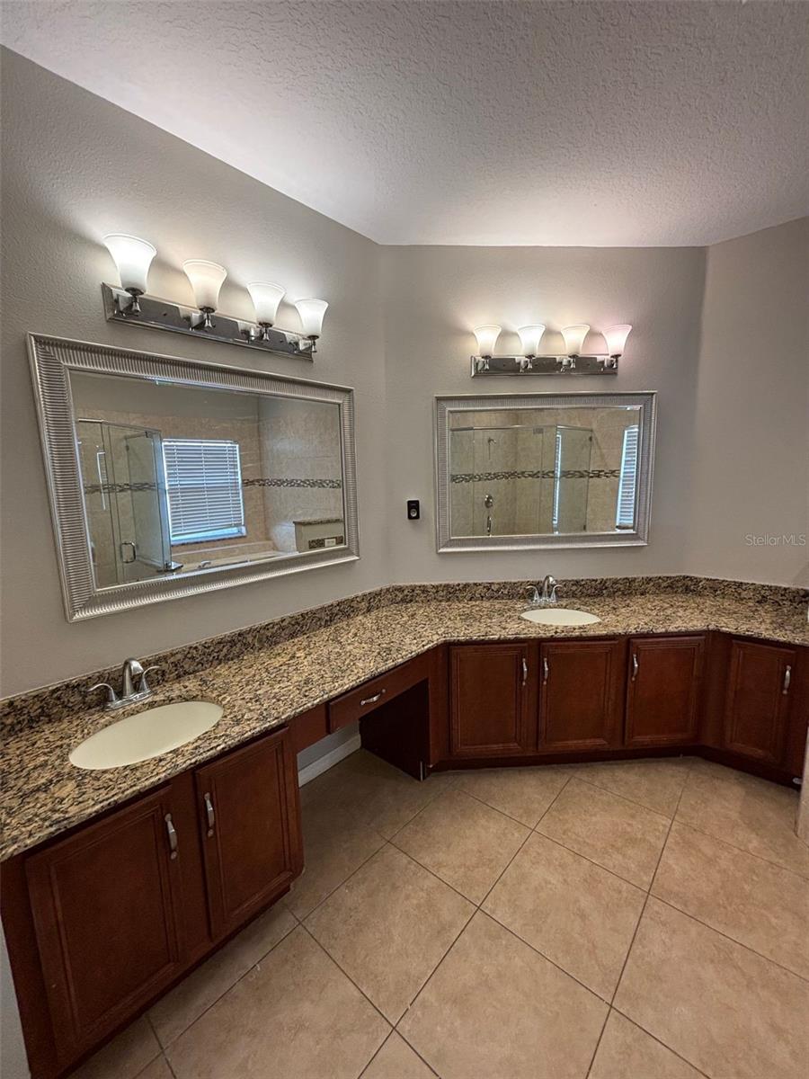 Image 23 of 32 For 3930 Port Sea Place