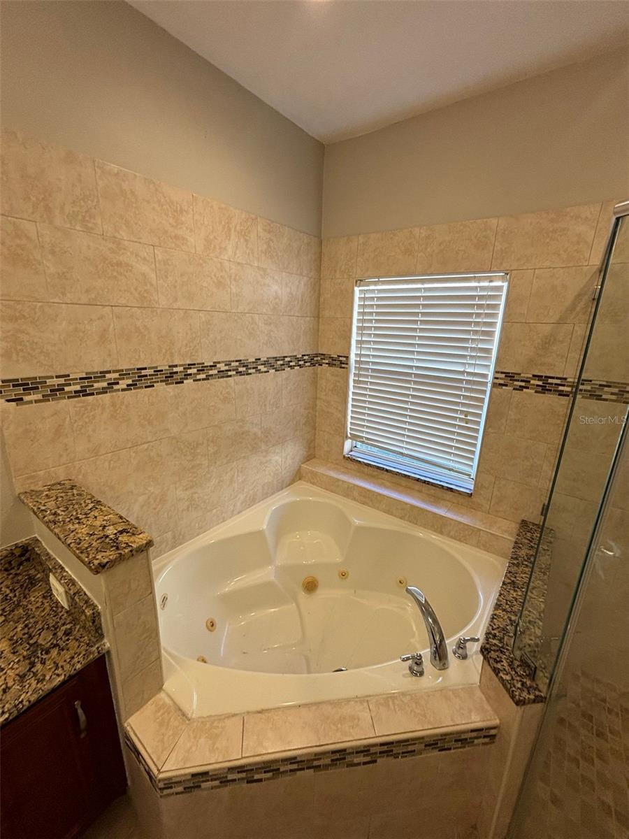 Image 25 of 32 For 3930 Port Sea Place