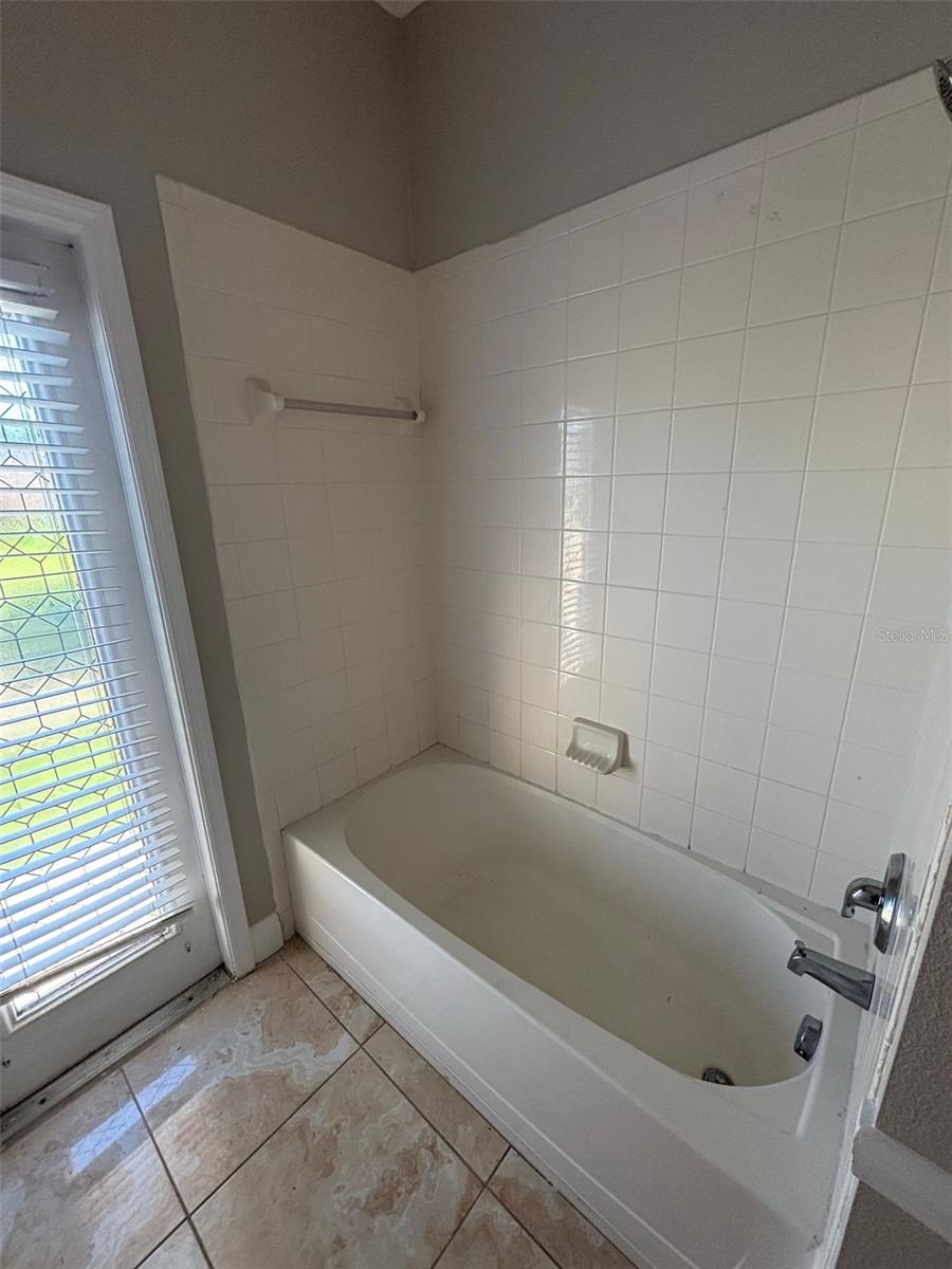 Image 28 of 32 For 3930 Port Sea Place