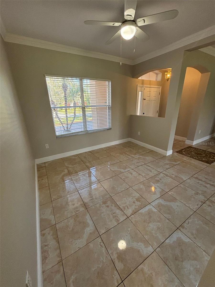 Image 3 of 32 For 3930 Port Sea Place