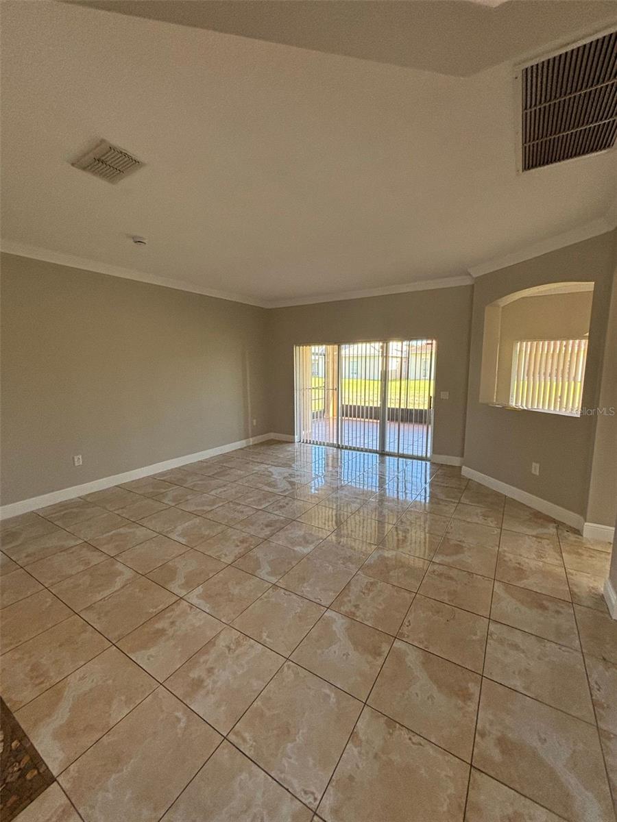 Image 6 of 32 For 3930 Port Sea Place