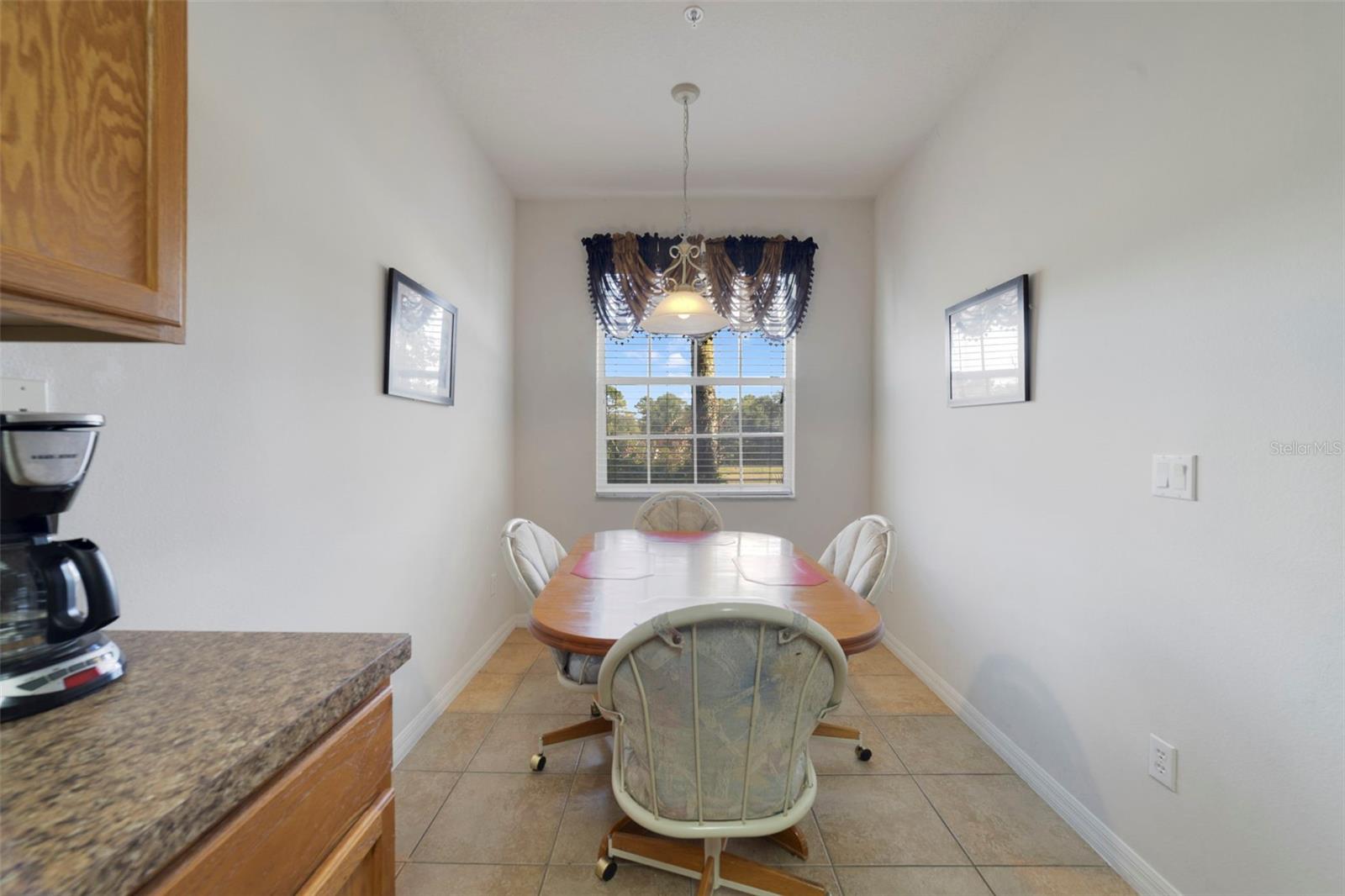 Image 16 of 51 For 2827 Oakwater Drive