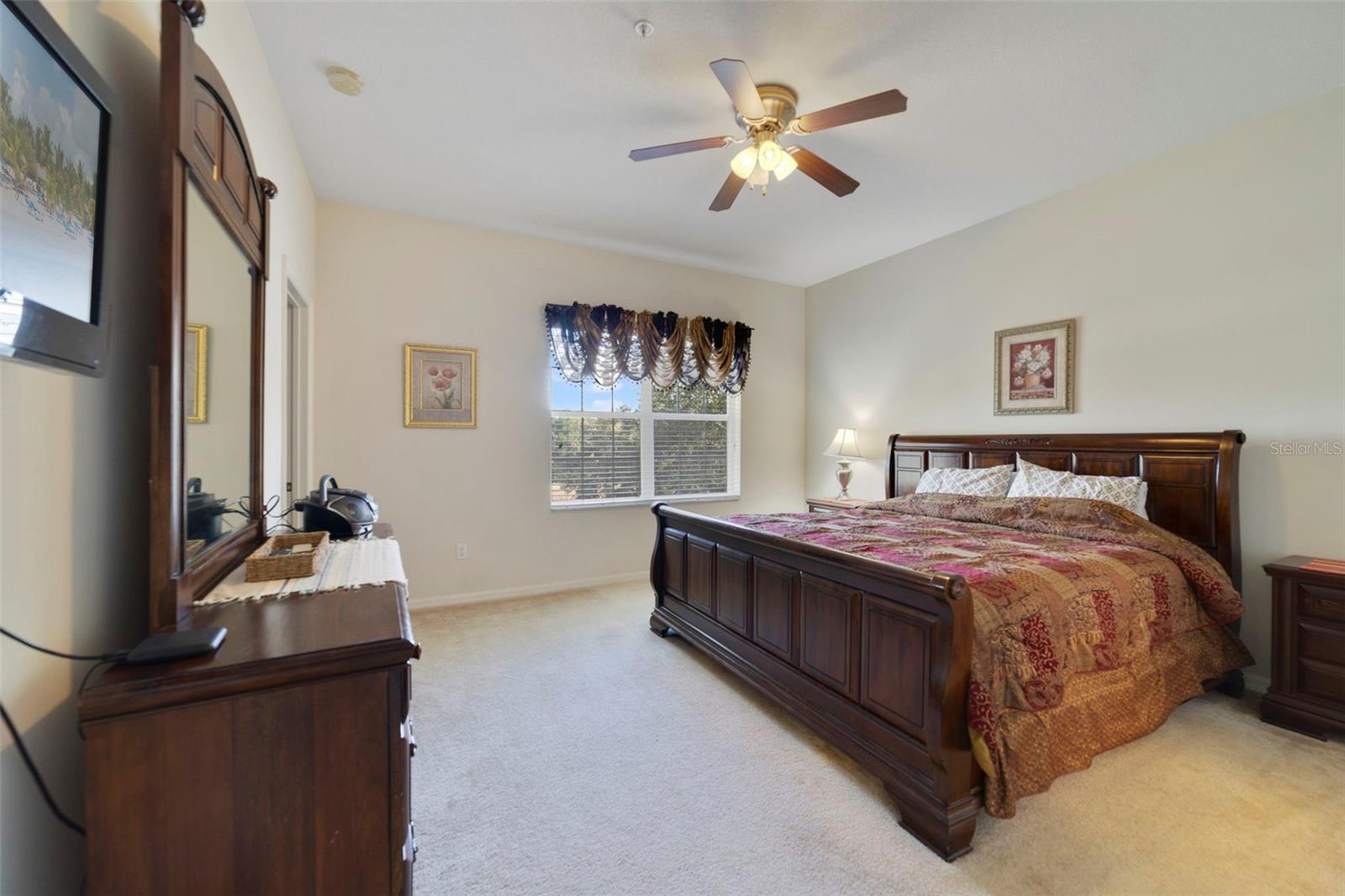 Image 21 of 51 For 2827 Oakwater Drive