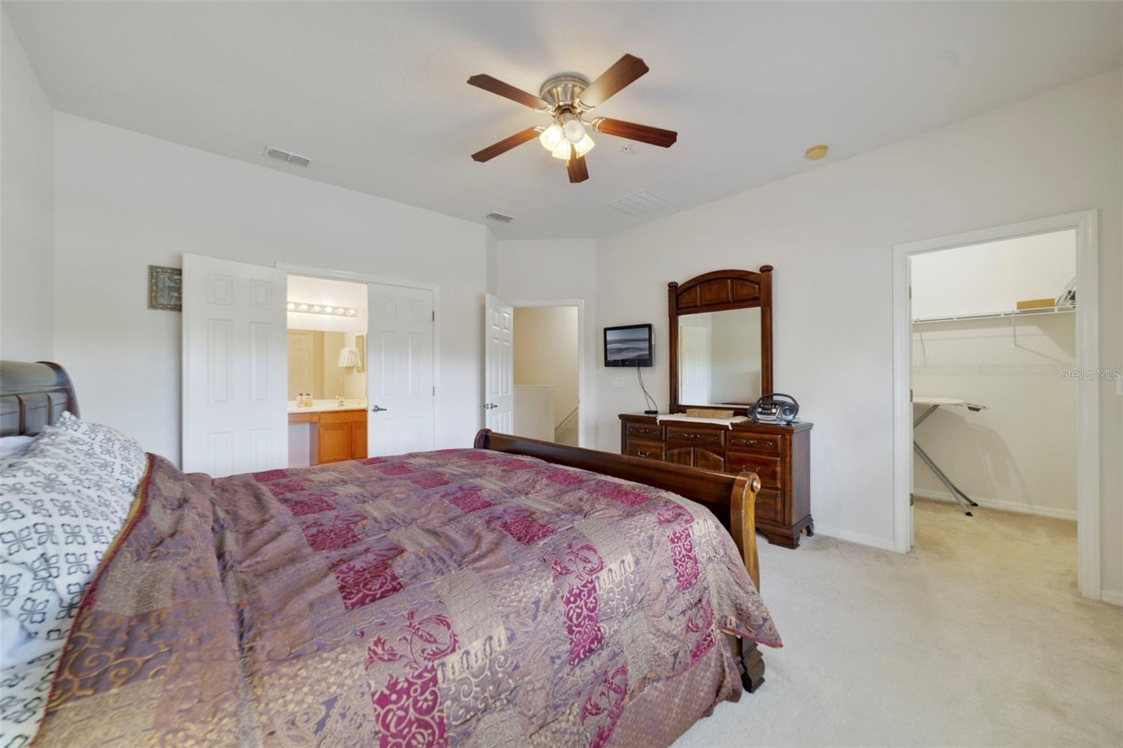 Image 25 of 51 For 2827 Oakwater Drive