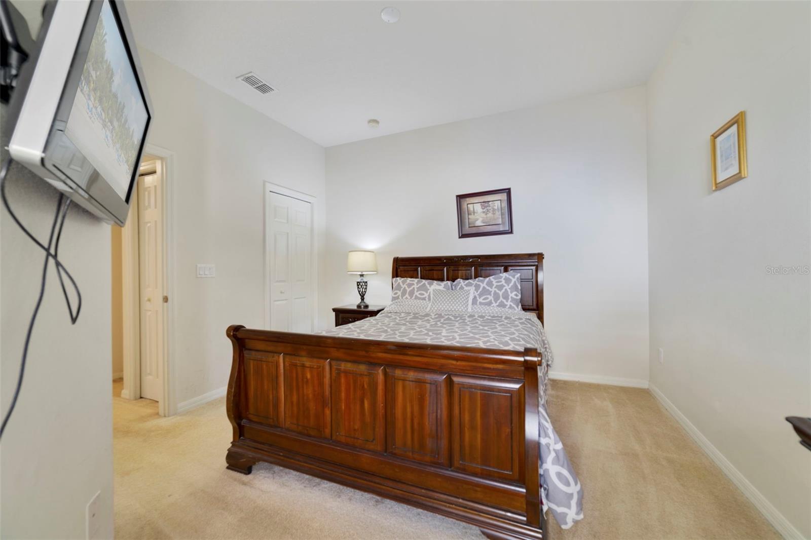 Image 28 of 51 For 2827 Oakwater Drive