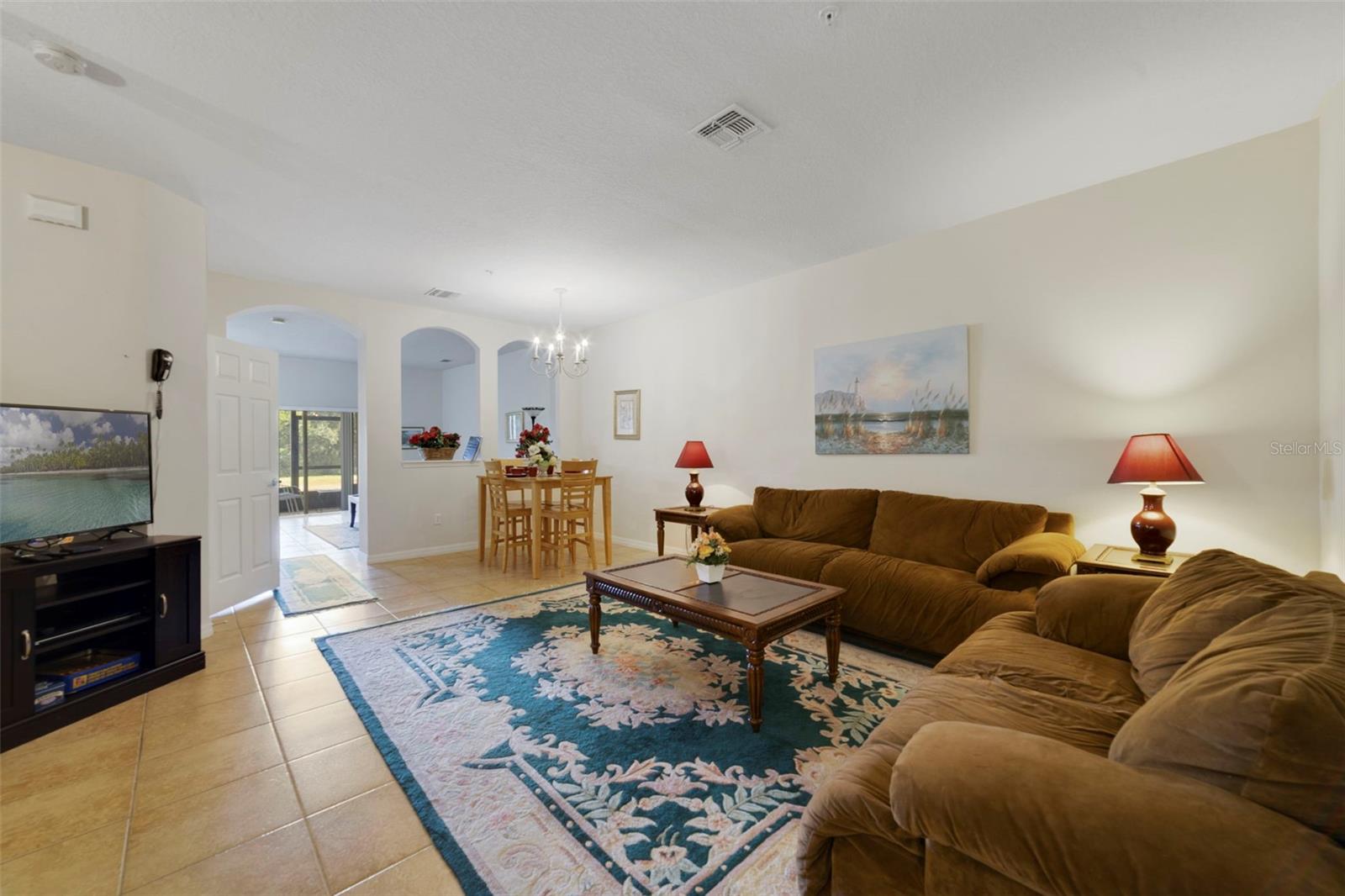 Image 6 of 51 For 2827 Oakwater Drive