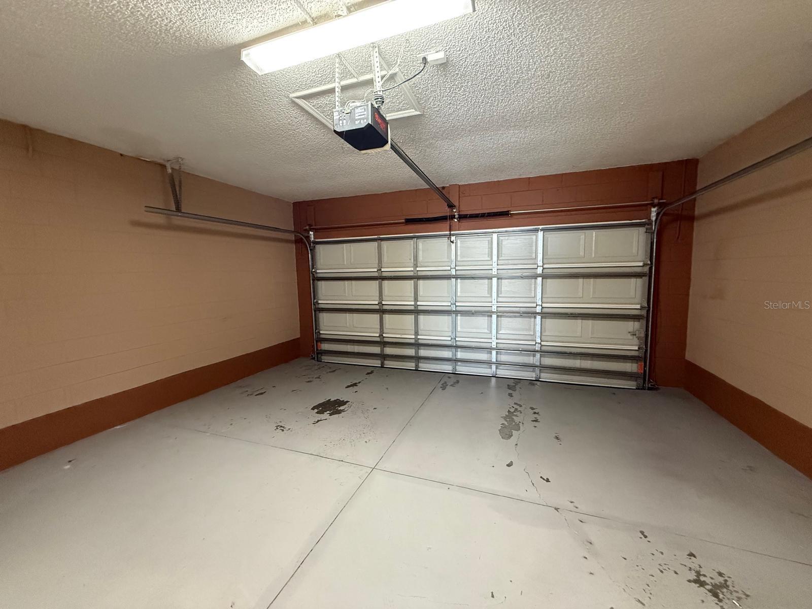 Image 23 of 23 For 716 Parrot Court