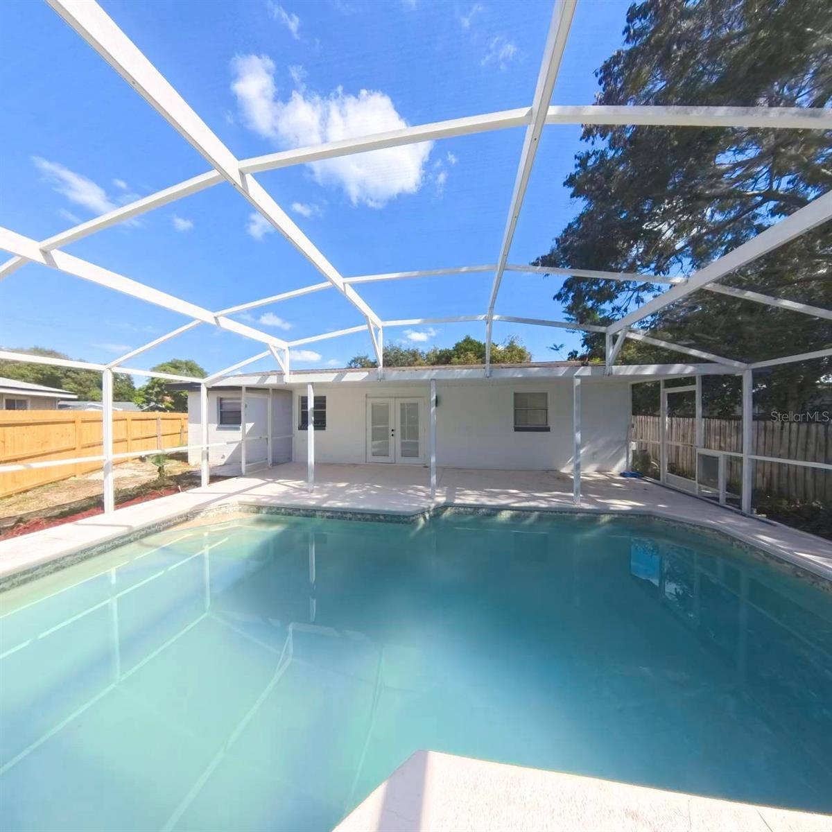 Image 39 of 64 For 905 Spring Creek Drive