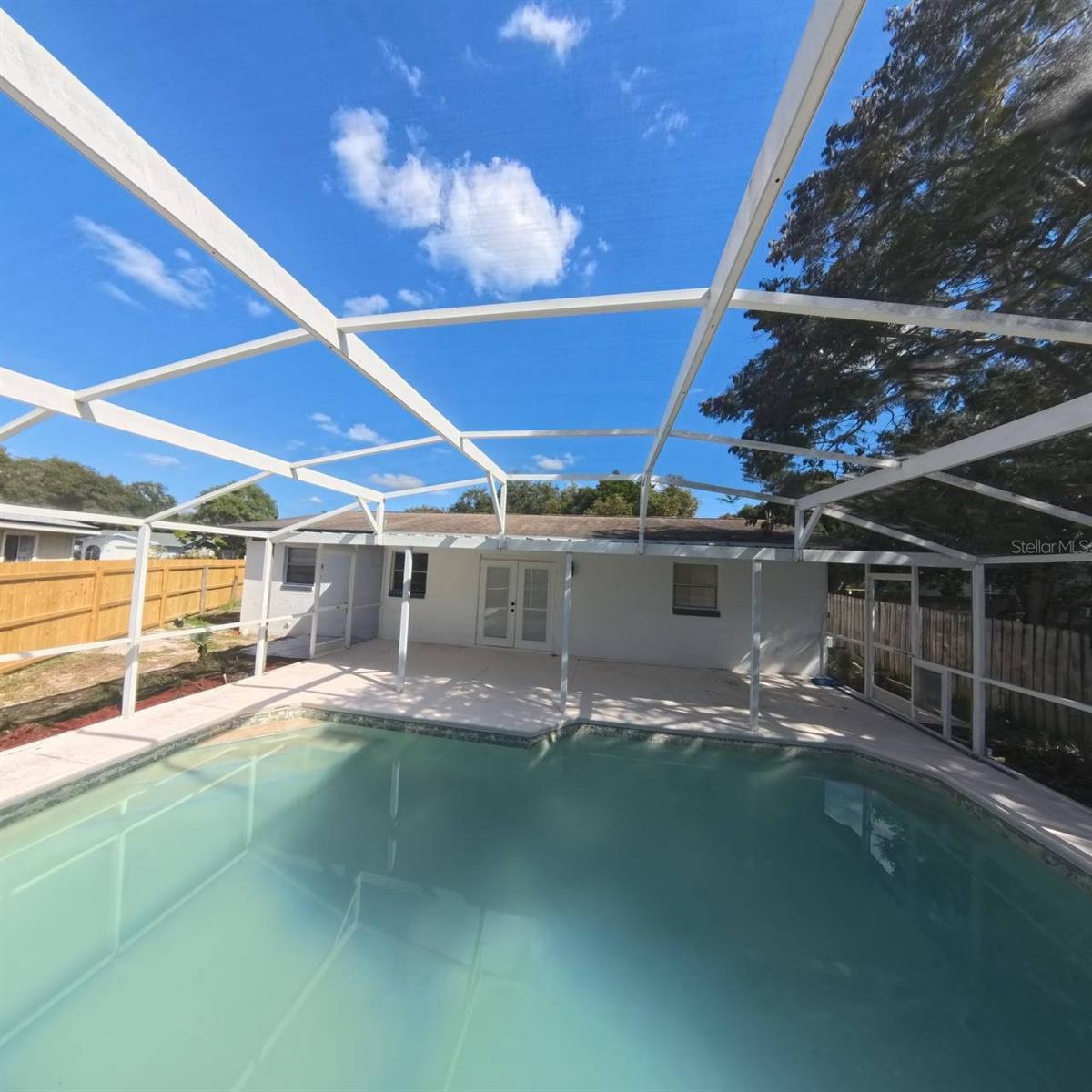 Image 40 of 64 For 905 Spring Creek Drive