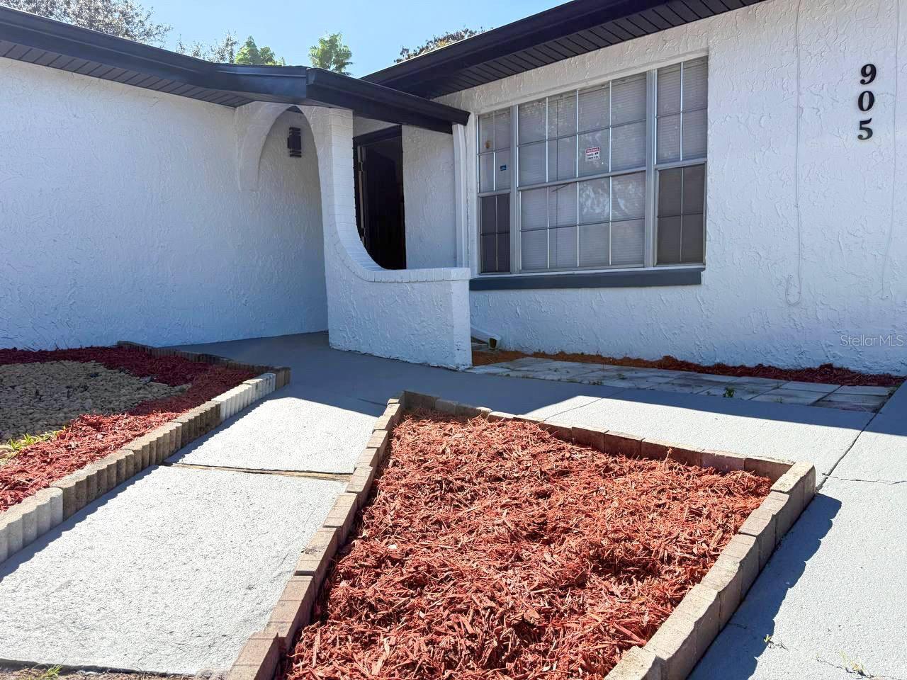 Image 5 of 64 For 905 Spring Creek Drive