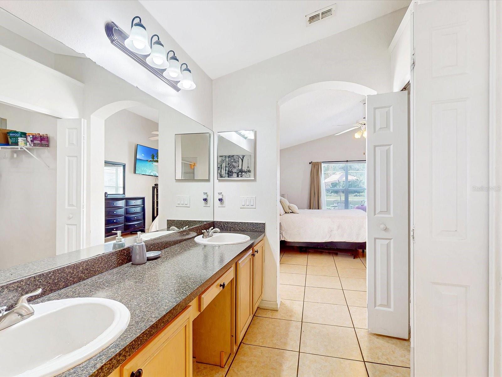 Image 23 of 45 For 529 Eagle Pointe N