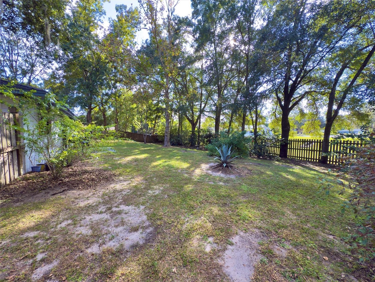 Image 30 of 40 For 1500 Camel Court