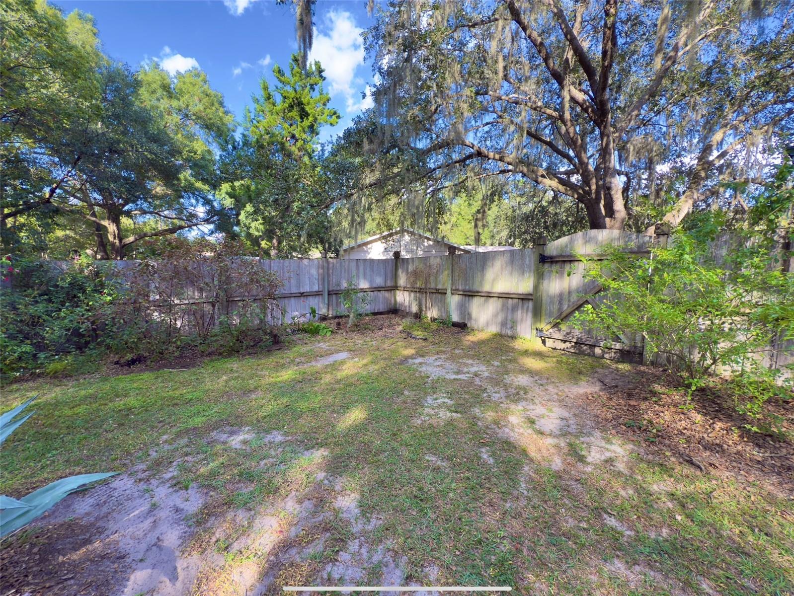 Image 31 of 40 For 1500 Camel Court