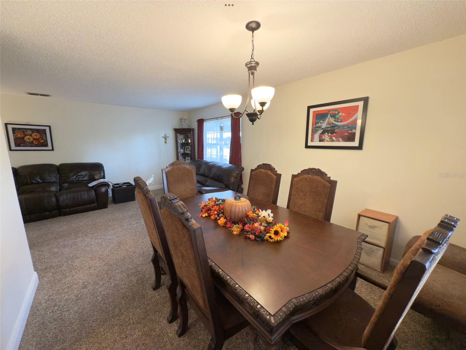 Image 8 of 40 For 1500 Camel Court