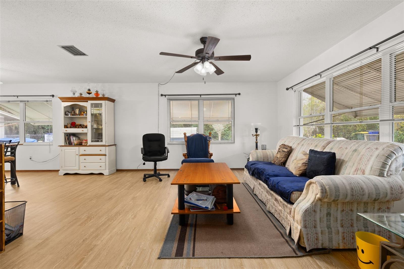 Image 12 of 83 For 4 Pine Street