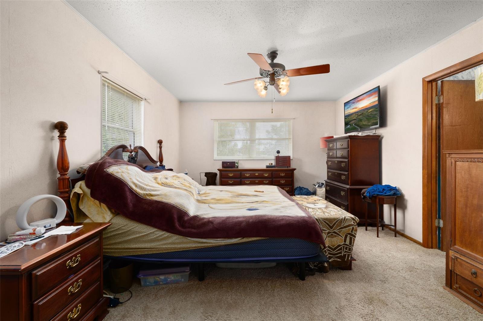 Image 28 of 83 For 4 Pine Street