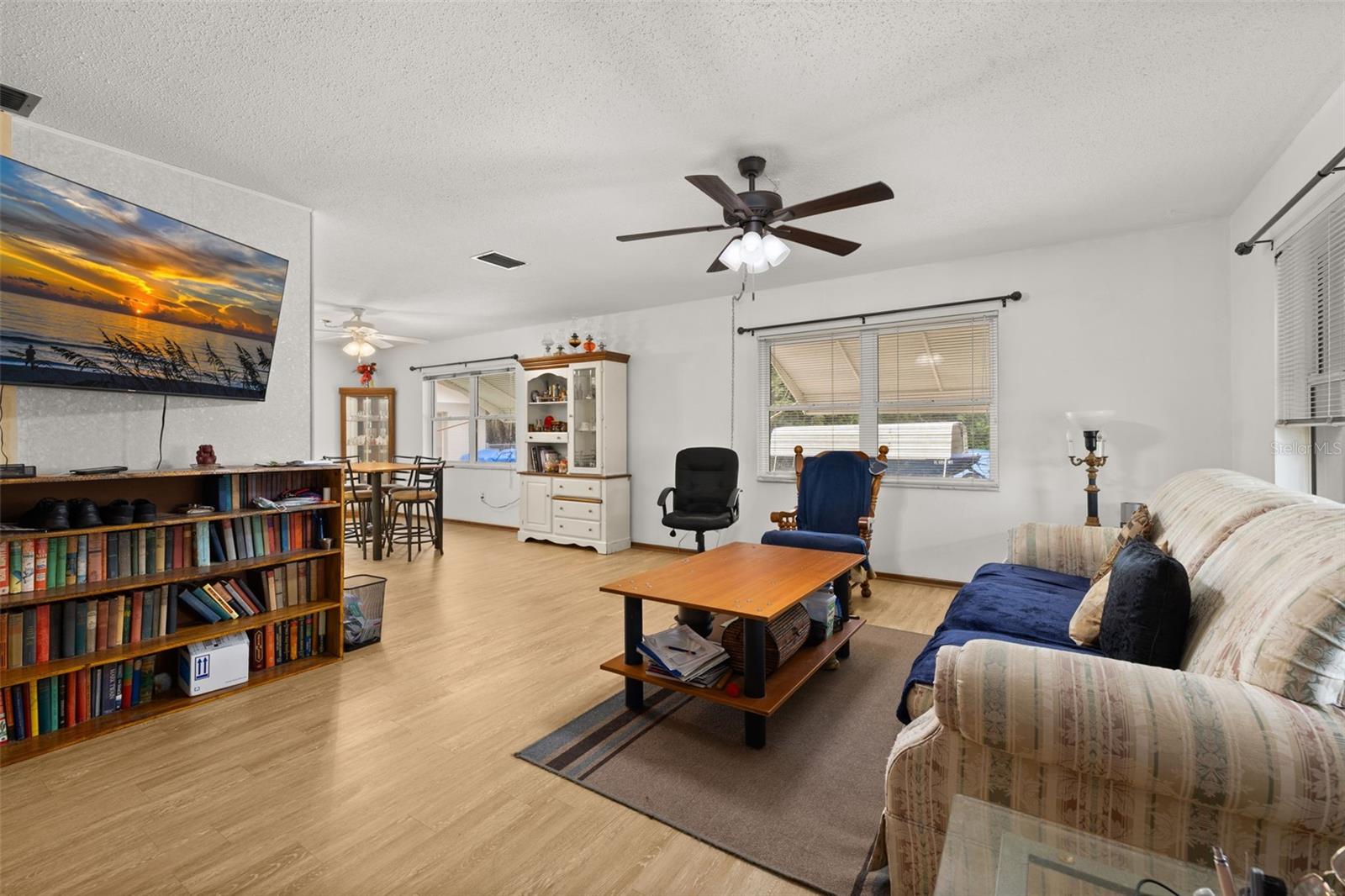 Image 9 of 83 For 4 Pine Street