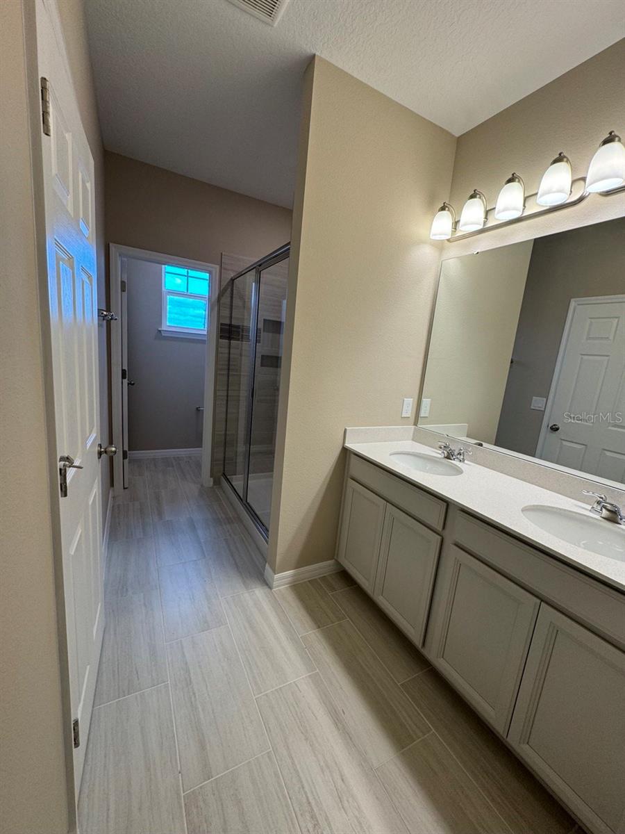 Image 15 of 30 For 14022 Frasier Street