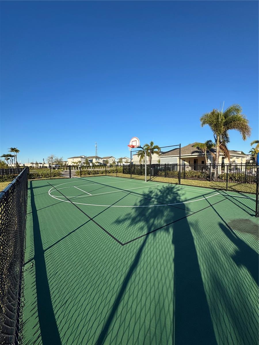 Image 5 of 30 For 14022 Frasier Street